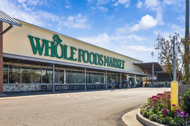 1270 Wood Hollow Drive, Houston, TX 77057