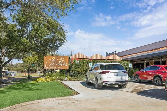 1270 Wood Hollow Drive, Houston, TX 77057