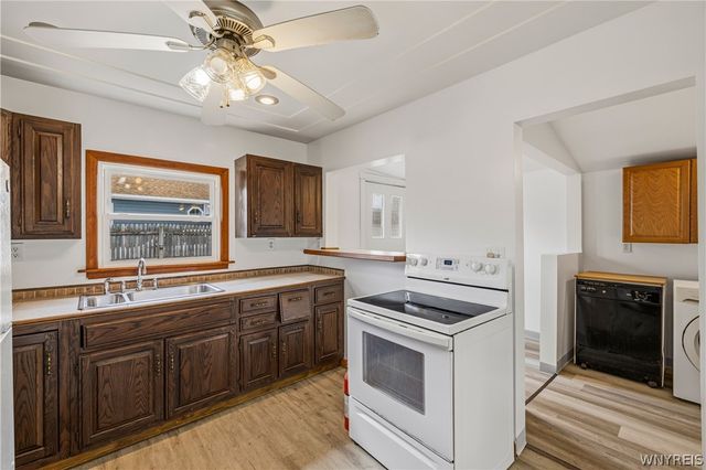 6129 Lockport Road, Niagara, NY 14305