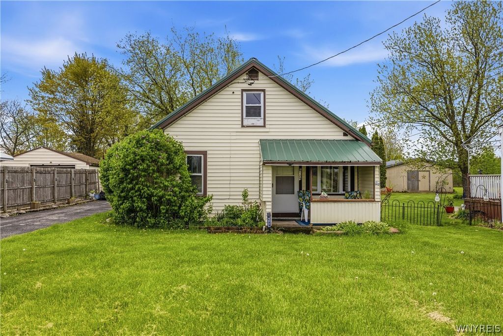 6129 Lockport Road, Niagara, NY 14305