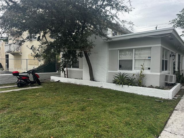 1719 Lincoln St 2 All Utilities Included, Hollywood, FL 33020