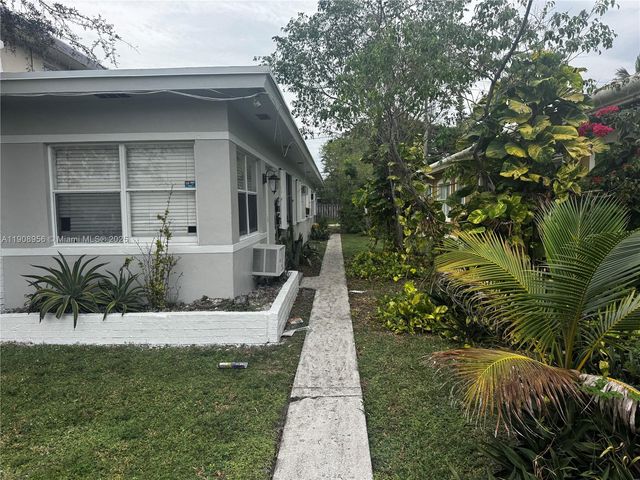 1719 Lincoln St 2 All Utilities Included, Hollywood, FL 33020