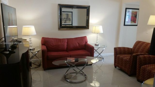 1719 Lincoln St 2 All Utilities Included, Hollywood, FL 33020