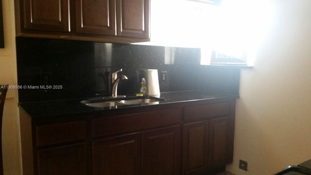 1719 Lincoln St 2 All Utilities Included, Hollywood, FL 33020