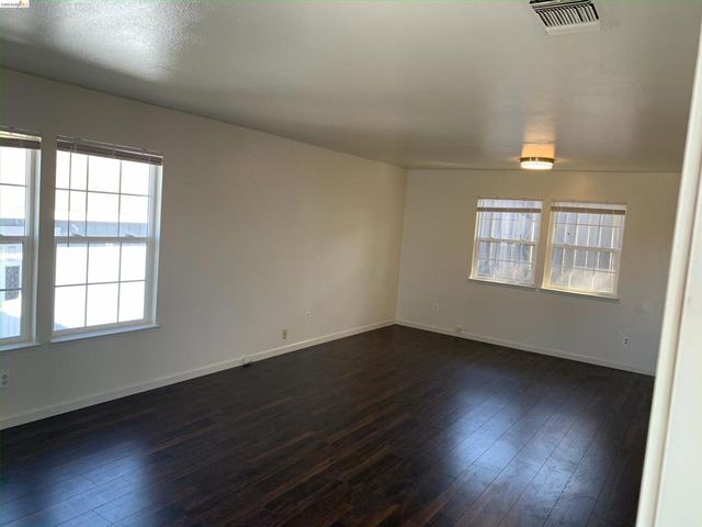 308 Florida St., Vallejo, CA 94590