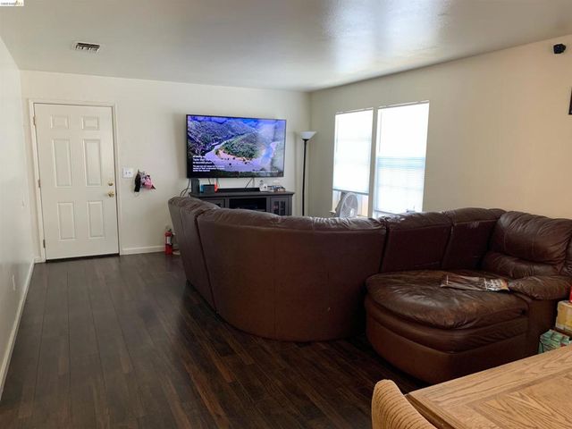 308 Florida St., Vallejo, CA 94590
