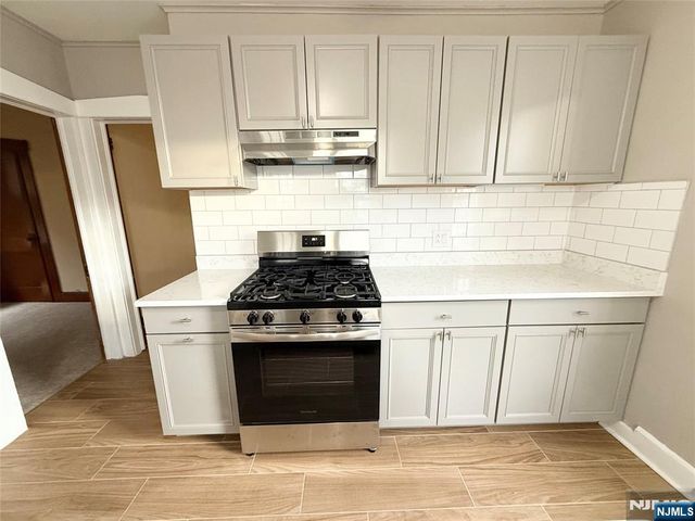 140 Westervelt Avenue 1, Hawthorne, NJ 07506