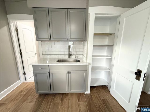 140 Westervelt Avenue 1, Hawthorne, NJ 07506