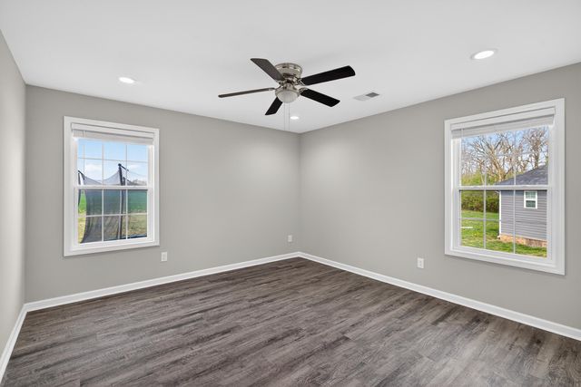 103 Dean Drive, Harrodsburg, KY 40330