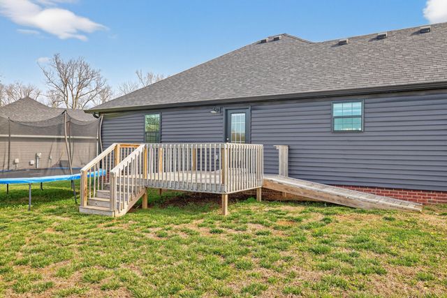 103 Dean Drive, Harrodsburg, KY 40330