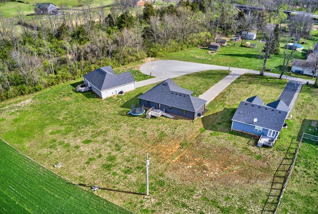 103 Dean Drive, Harrodsburg, KY 40330