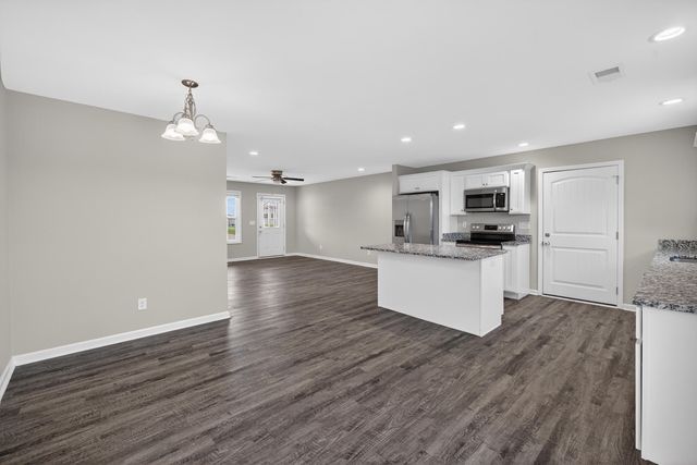 103 Dean Drive, Harrodsburg, KY 40330