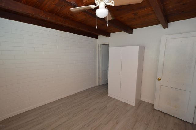 2615 E Fort Lowell Road, Tucson, AZ 85716