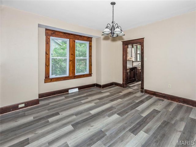 615 N Center Street, Collinsville, IL 62234
