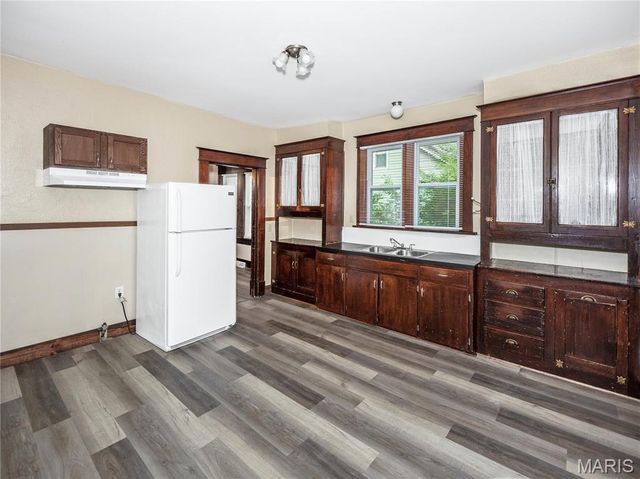 615 N Center Street, Collinsville, IL 62234