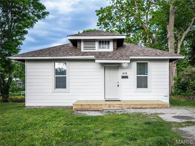 615 N Center Street, Collinsville, IL 62234