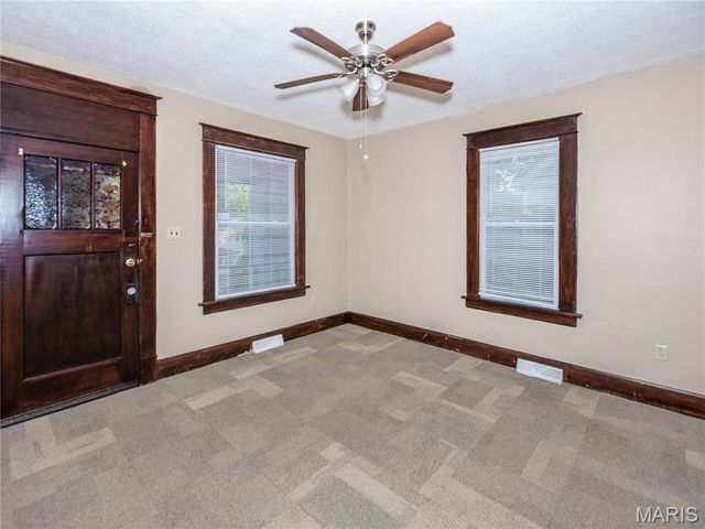 615 N Center Street, Collinsville, IL 62234