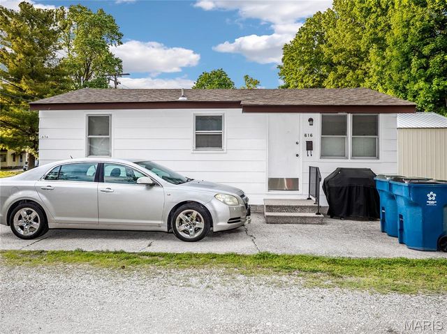 615 N Center Street, Collinsville, IL 62234