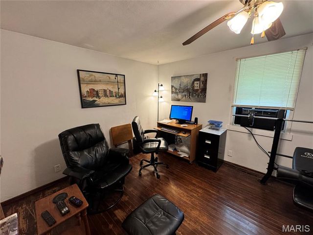 615 N Center Street, Collinsville, IL 62234