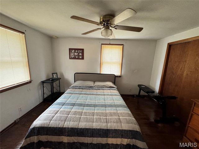 615 N Center Street, Collinsville, IL 62234