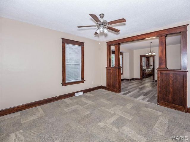 615 N Center Street, Collinsville, IL 62234