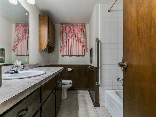 2120 N Divis Avenue, Bethany, OK 73008