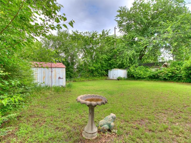 2120 N Divis Avenue, Bethany, OK 73008