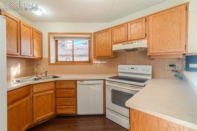 7592 Los Banos Court, Colorado Springs, CO 80920