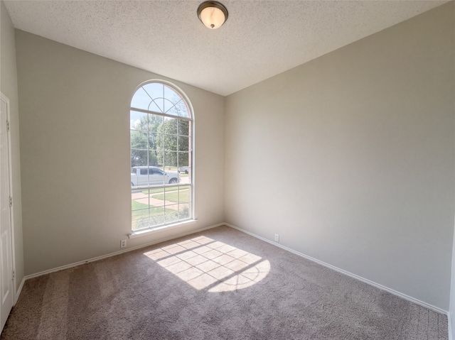 401 Pin Oak Trail, Keller, TX 76248