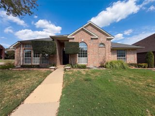 401 Pin Oak Trail, Keller, TX 76248