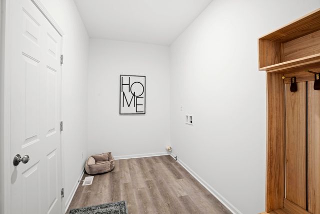 10395 California Street, Crown Point, IN 46307