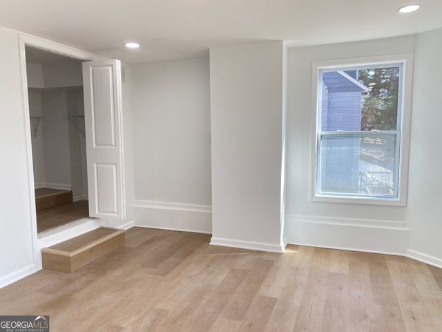 2960 Hogan Road, East Point, GA 30344