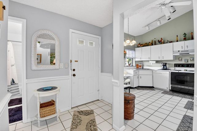 5903 Parkwalk Drive 623, Boynton Beach, FL 33472