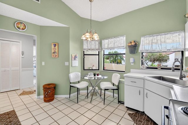 5903 Parkwalk Drive 623, Boynton Beach, FL 33472