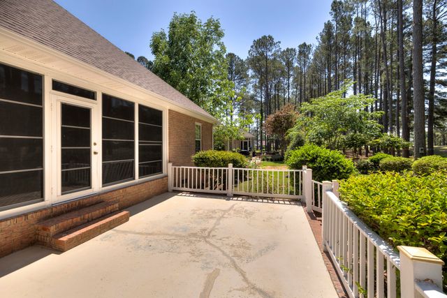 233 Plantation Drive, Manning, SC 29102