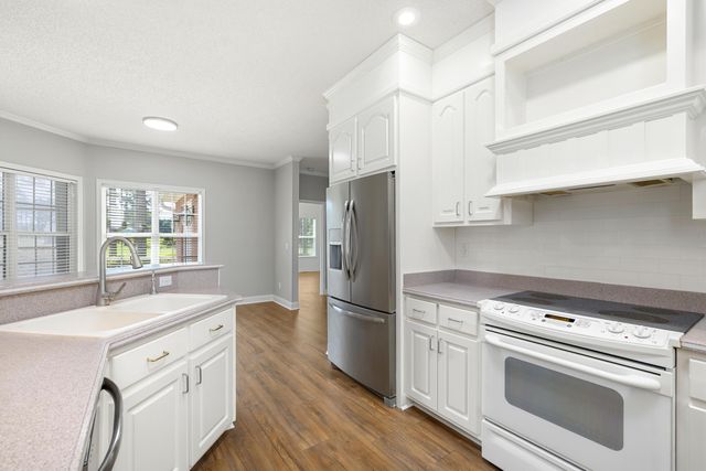 233 Plantation Drive, Manning, SC 29102