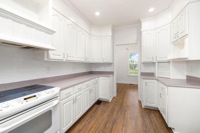 233 Plantation Drive, Manning, SC 29102