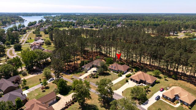 233 Plantation Drive, Manning, SC 29102