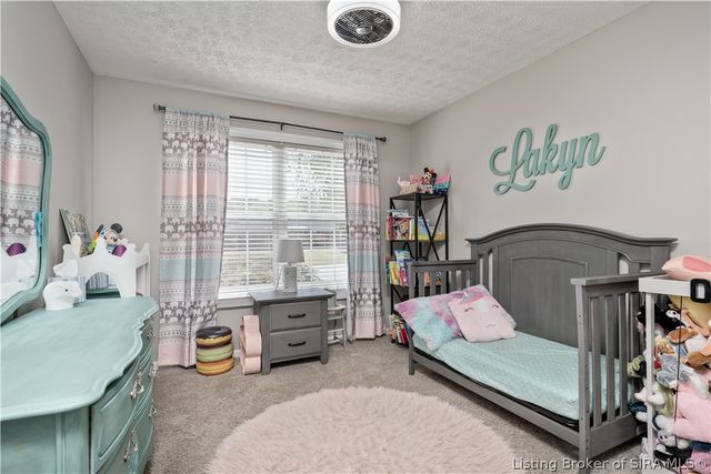 1704 Sterling Oaks Drive, Sellersburg, IN 47172