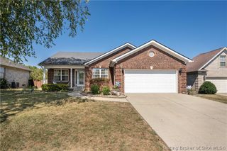 1704 Sterling Oaks Drive, Sellersburg, IN 47172