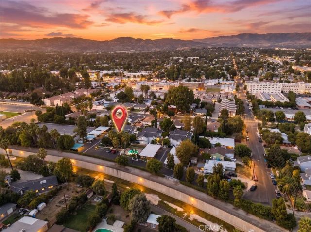7025 Glade Ave. 2, Canoga Park, CA 91303