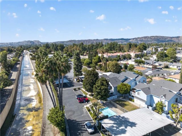 7025 Glade Ave. 2, Canoga Park, CA 91303