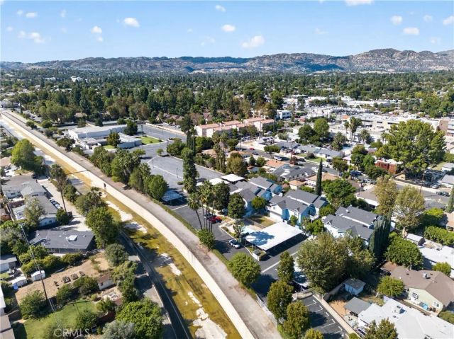 7025 Glade Ave. 2, Canoga Park, CA 91303