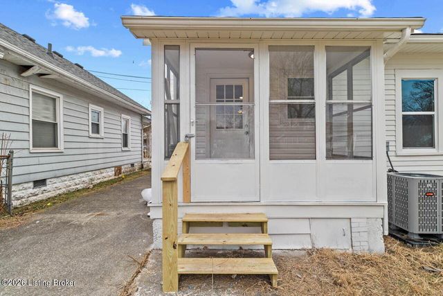 722 Inverness Ave, Louisville, KY 40214