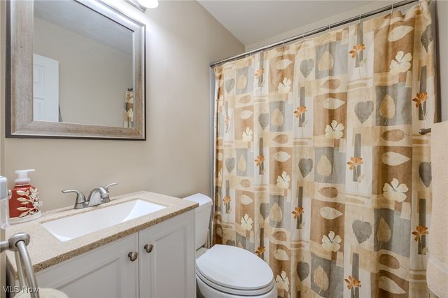 335 Blissfield Drive, Willowick, OH 44095