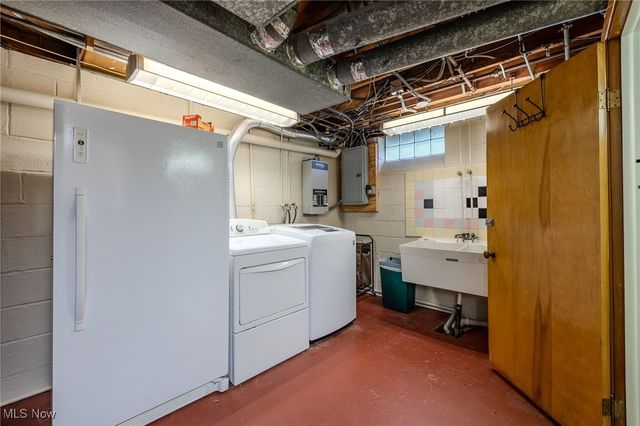 335 Blissfield Drive, Willowick, OH 44095