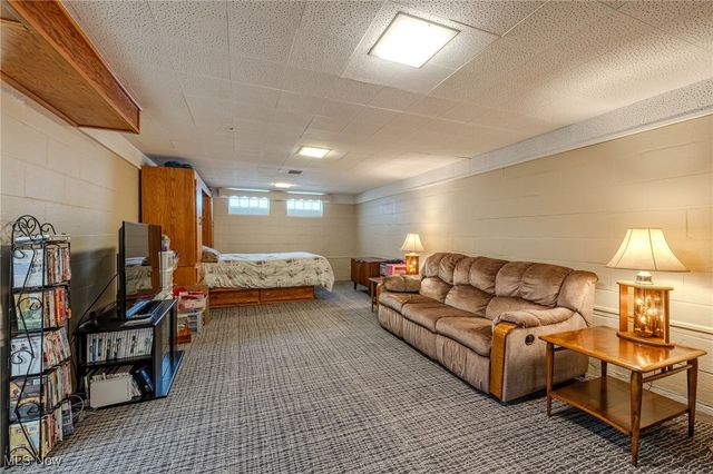 335 Blissfield Drive, Willowick, OH 44095