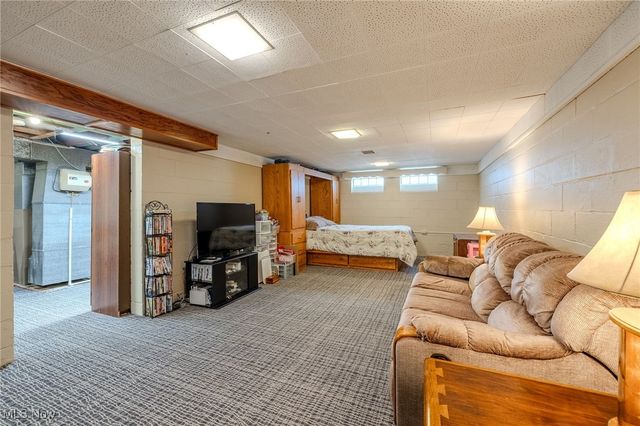 335 Blissfield Drive, Willowick, OH 44095