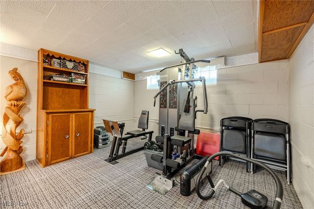 335 Blissfield Drive, Willowick, OH 44095