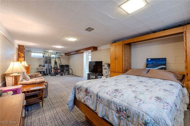 335 Blissfield Drive, Willowick, OH 44095